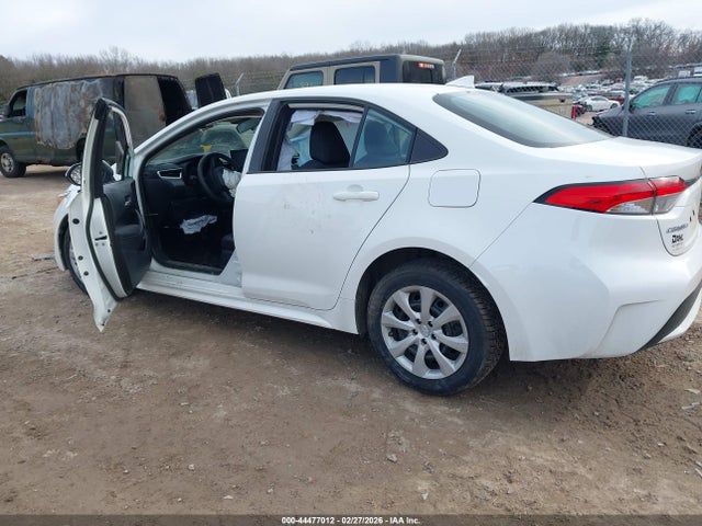 2021 TOYOTA COROLLA 5YFEPMAEXMP181946 Photo 2