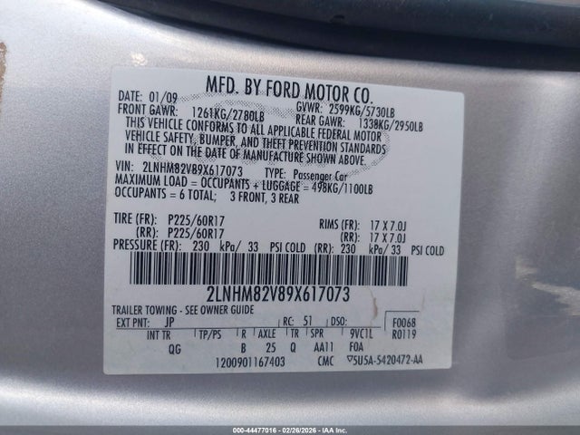 2009 LINCOLN TOWN CAR 2LNHM82V89X617073 Photo 8