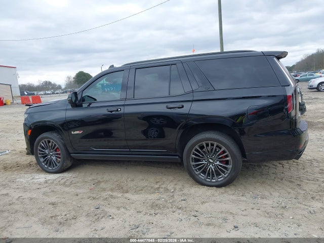 Продажа на аукционе авто 2023 Cadillac Escalade 4wd V-series, vin: 1GYS4HK96PR498471, номер лота: 44477045