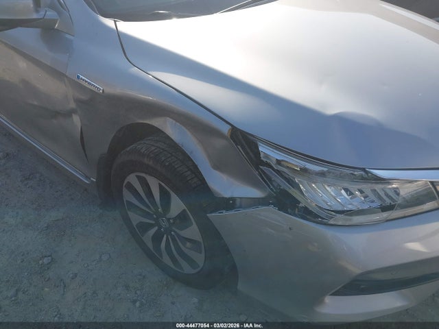 Auction sale of the 2017 Honda Accord Hybrid Touring, vin: JHMCR6F71HC013827, lot number: 44477054