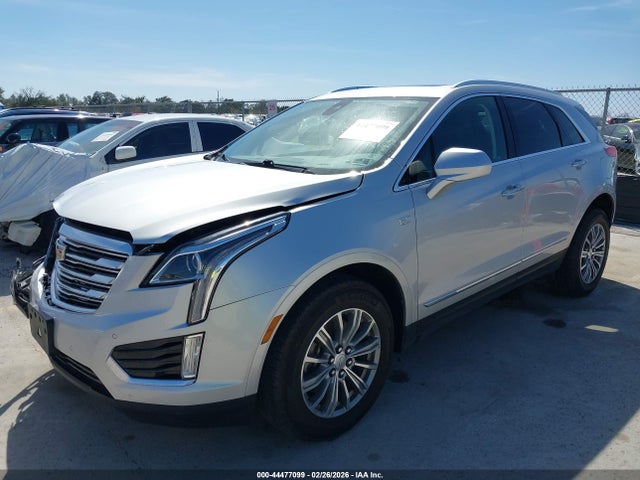 2019 CADILLAC XT5 1GYKNDRS1KZ242195 Photo 1