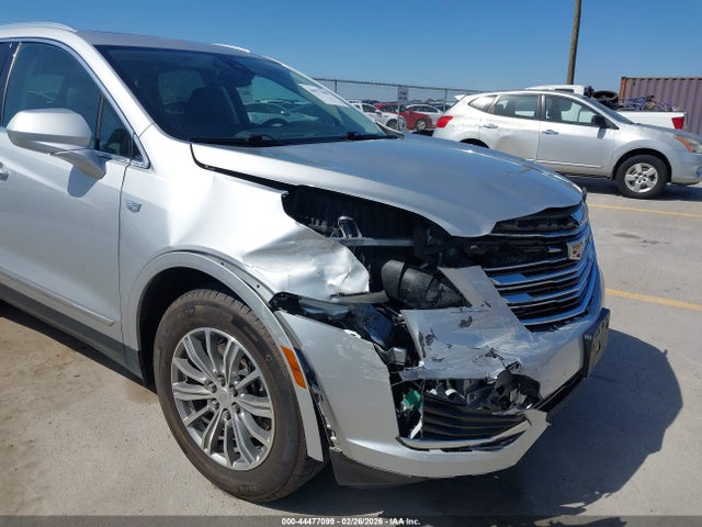 2019 CADILLAC XT5 1GYKNDRS1KZ242195 Photo 5