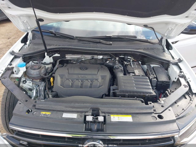44477152 :رقم المزاد ، 3VV8B7AX4PM129885 vin ، 2023 Volkswagen Tiguan 2.0t Se R-line Black مزاد بيع
