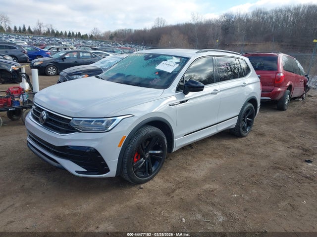44477152 :رقم المزاد ، 3VV8B7AX4PM129885 vin ، 2023 Volkswagen Tiguan 2.0t Se R-line Black مزاد بيع