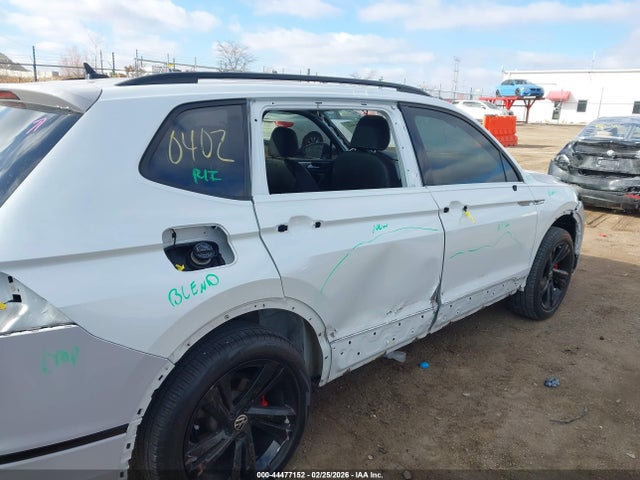 44477152 :رقم المزاد ، 3VV8B7AX4PM129885 vin ، 2023 Volkswagen Tiguan 2.0t Se R-line Black مزاد بيع