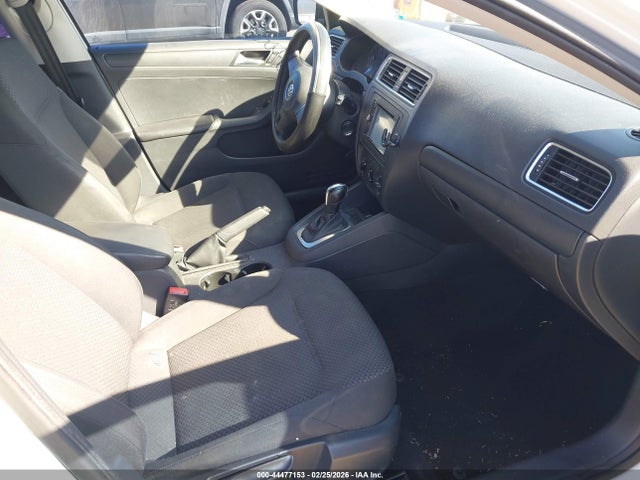 Volkswagen Jetta 2.0l S 2014 3VW2K7AJ0EM431569 Image 5