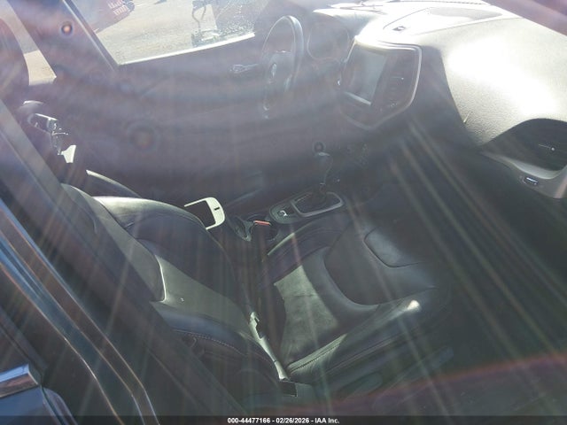 Продаж на аукціоні авто 2015 Jeep Cherokee Limited, vin: 1C4PJMDBXFW650488, номер лоту: 44477166