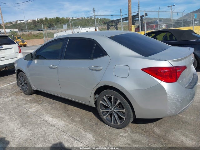 Toyota COROLLA SE 2018 5YFBURHE3JP836877 Image 14
