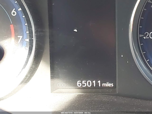 Toyota COROLLA SE 2018 5YFBURHE3JP836877 Image 15