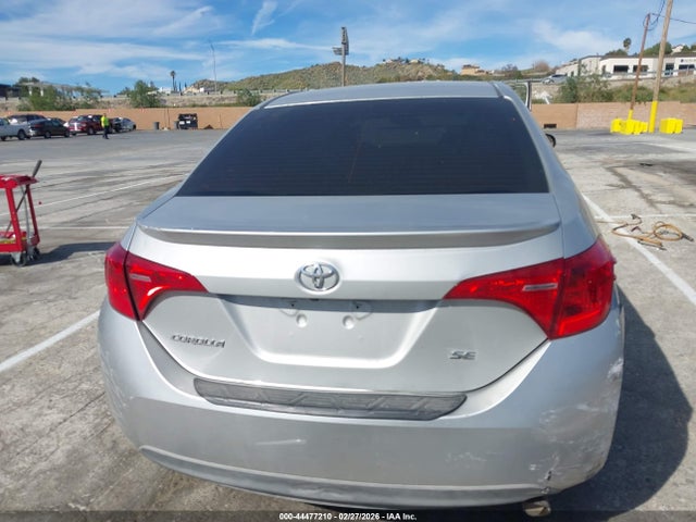 Toyota COROLLA SE 2018 5YFBURHE3JP836877 Image 16