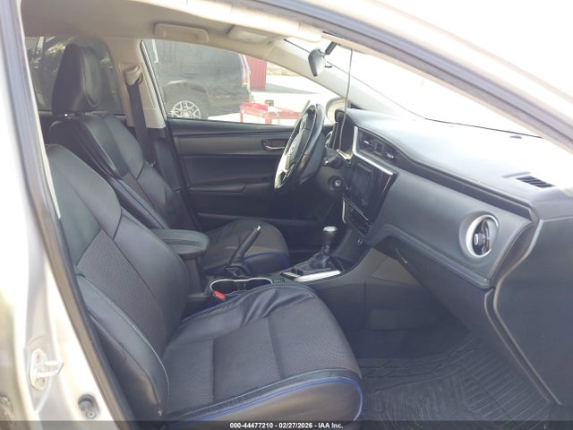 Toyota COROLLA SE 2018 5YFBURHE3JP836877 Image 5