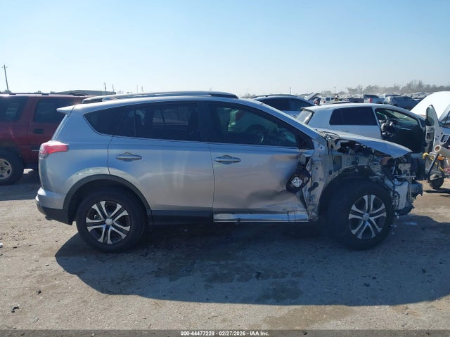 44477228 :رقم المزاد ، JTMZFREV5JJ185415 vin ، 2018 Toyota Rav4 Le مزاد بيع