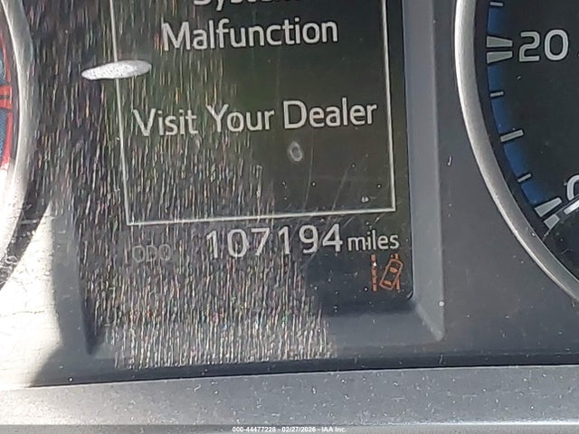 44477228 :رقم المزاد ، JTMZFREV5JJ185415 vin ، 2018 Toyota Rav4 Le مزاد بيع