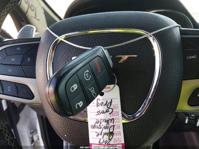 2019 Dodge Durango Srt Awd მანქანა იყიდება აუქციონზე, vin: 1C4SDJGJ5KC550555, აუქციონის ნომერი: 44477267