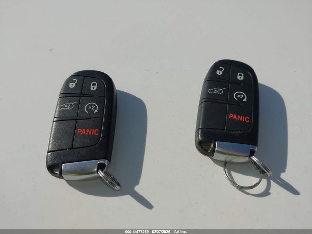 44477269 :رقم المزاد ، 1C4RJFCG5EC535024 vin ، 2014 Jeep Grand Cherokee Overland مزاد بيع