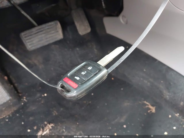 2015 Honda Civic Lx მანქანა იყიდება აუქციონზე, vin: 2HGFB2F56FH504299, აუქციონის ნომერი: 44477288