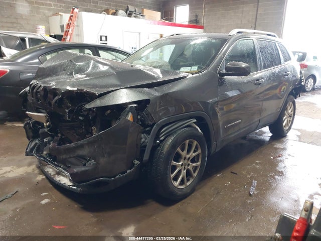 2016 Jeep Cherokee Latitude მანქანა იყიდება აუქციონზე, vin: 1C4PJMCS5GW140567, აუქციონის ნომერი: 44477295