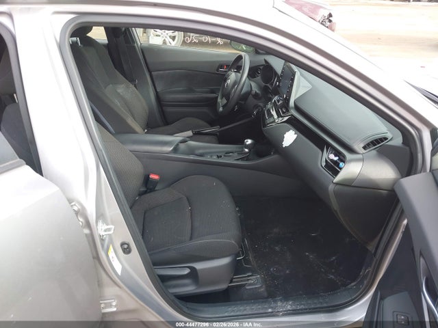 Toyota C-HR LE 2019 JTNKHMBX4K1022675 Image 5