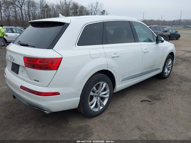 2017 AUDI Q7 WA1LHAF71HD055491 Photo 3