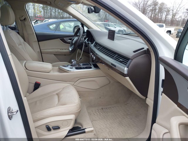 2017 AUDI Q7 WA1LHAF71HD055491 Photo 4