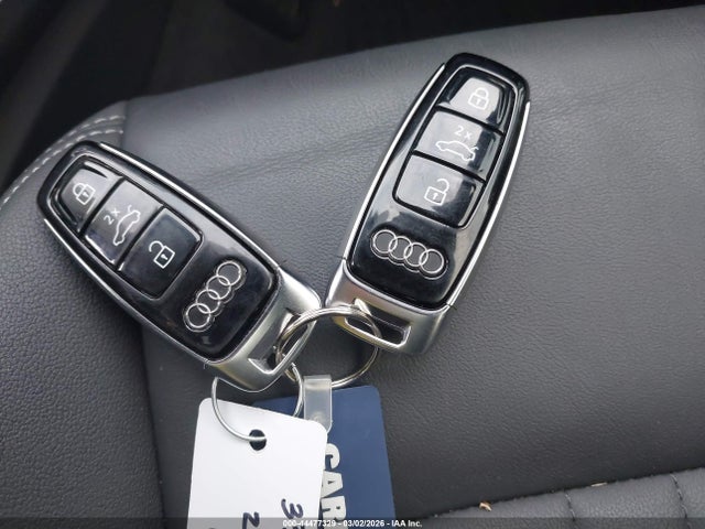 2021 AUDI A6 WAUL2AF24MN037287 Photo 10