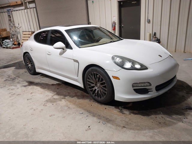 2011 PORSCHE PANAMERA WP0AA2A75BL011571