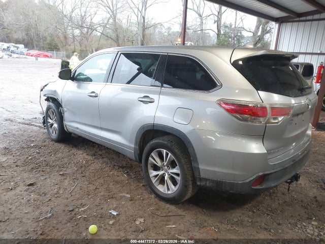 5TDZKRFH1FS120107 Toyota Highlander Le Plus V6