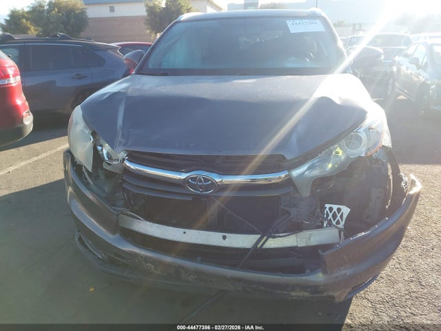 5TDJKRFH3FS223297 Toyota Highlander Xle V6