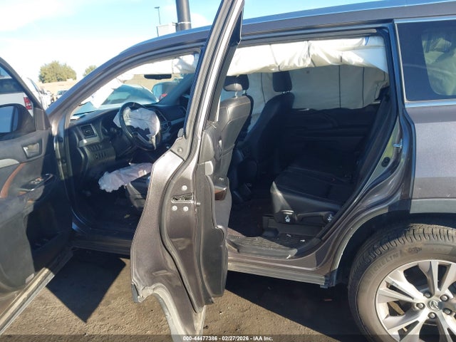 5TDJKRFH3FS223297 Toyota Highlander Xle V6