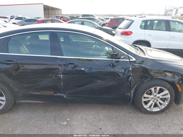 Aukcja sprzedaży 2015 Chrysler 200 Limited, vin: 1C3CCCAB1FN750237, numer aukcji: 44477433