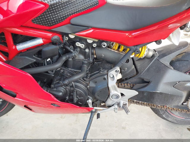 ZDMVABDS8HB000715 Ducati Supersport