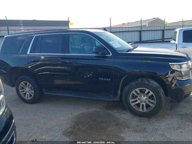Chevrolet Tahoe Lt 2018 1GNSCBKC2JR333906 Image 13