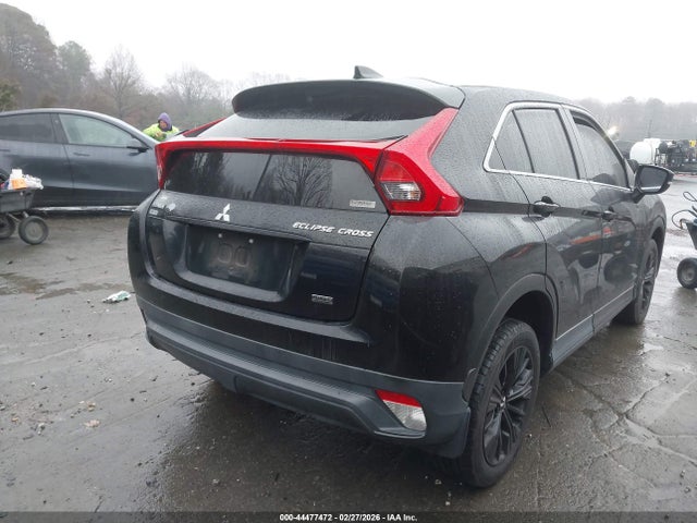 2018 MITSUBISHI ECLIPSE CROSS JA4AT4AAXJZ044380 Photo 3
