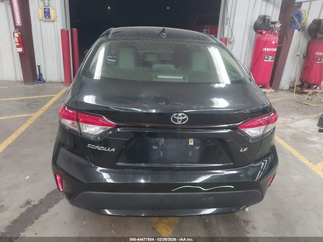 JTDEPMAE8NJ221057 Toyota COROLLA LE