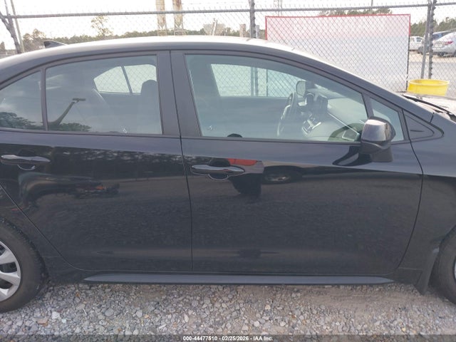 Toyota COROLLA LE 2025 5YFB4MDE2SP349860 Image 13