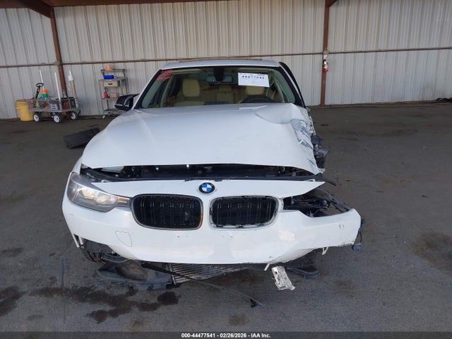 WBA3B1C58EK132873 BMW 320i