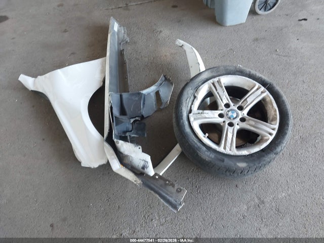 WBA3B1C58EK132873 BMW 320i