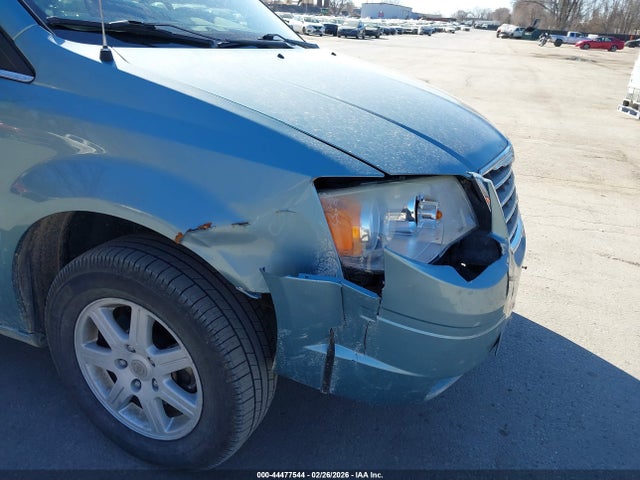 44477544 :رقم المزاد ، 2A4RR5D13AR306849 vin ، 2010 Chrysler Town & Country Touring مزاد بيع