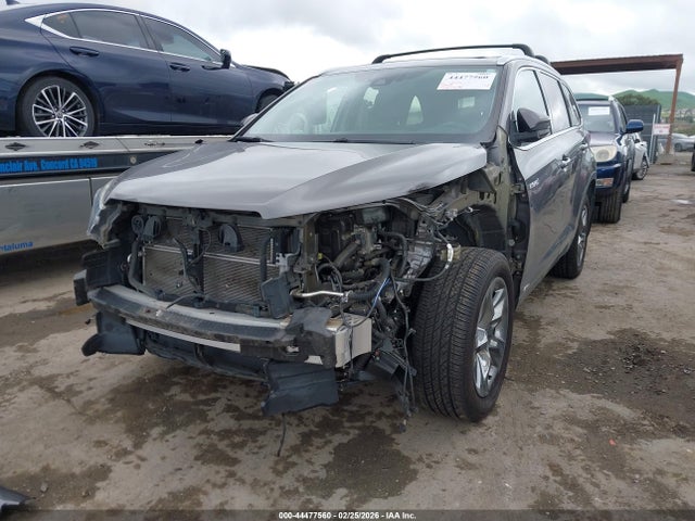 5TDDGRFH3KS052754 Toyota Highlander Hybrid Limited Platinum