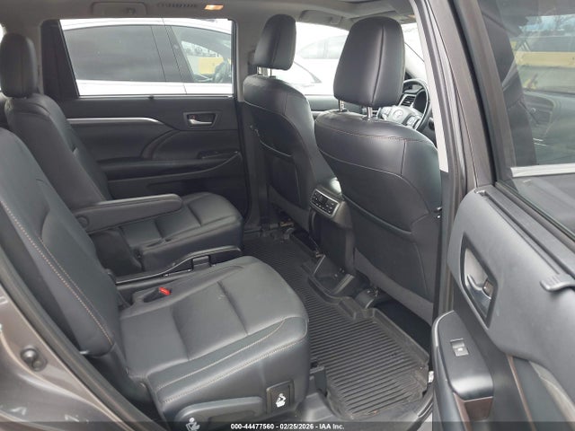 5TDDGRFH3KS052754 Toyota Highlander Hybrid Limited Platinum