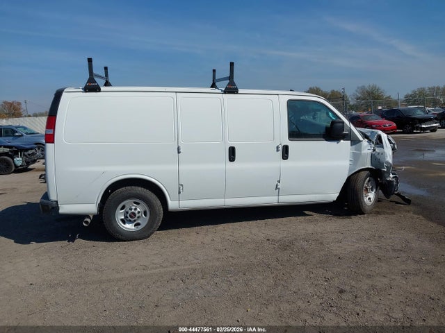 Продажа на аукционе авто 2024 Gmc Savana Cargo Rwd 3500 Regular Wheelbase Work Van, vin: 1GTZ7GFP6R1190247, номер лота: 44477561