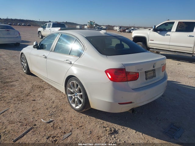 WBA3B1G51ENS81196 BMW 320i