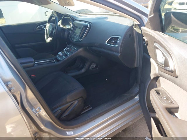 44477608 :رقم المزاد ، 1C3CCCAB8FN633125 vin ، 2015 Chrysler 200 Limited مزاد بيع