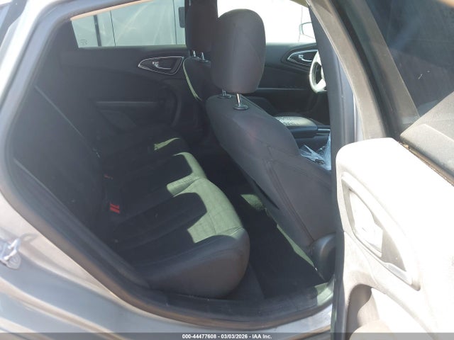 44477608 :رقم المزاد ، 1C3CCCAB8FN633125 vin ، 2015 Chrysler 200 Limited مزاد بيع