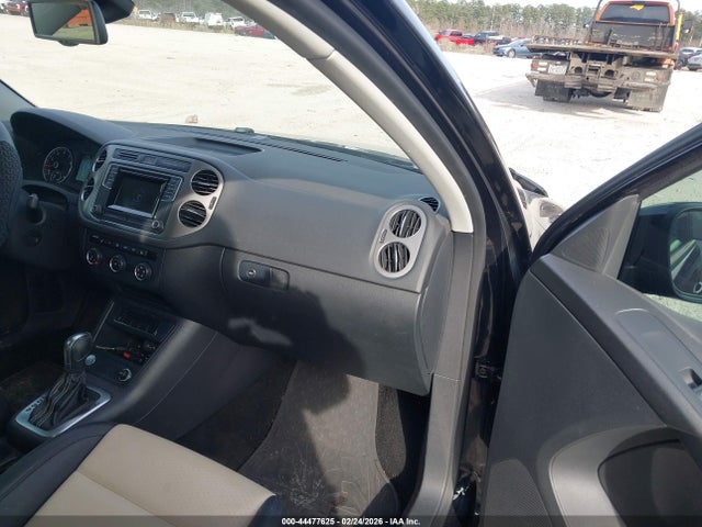 Aukcja sprzedaży 2016 Volkswagen Tiguan S, vin: WVGAV7AX1GW597947, numer aukcji: 44477625
