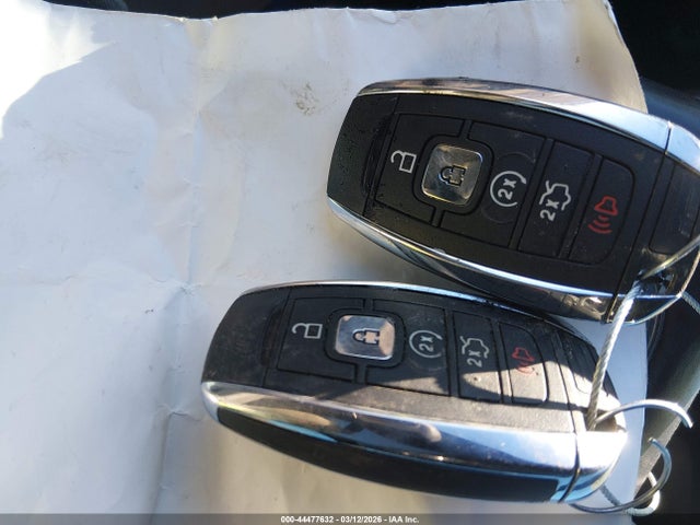 2019 LINCOLN NAUTILUS 2LMPJ6K91KBL53147 Photo 10