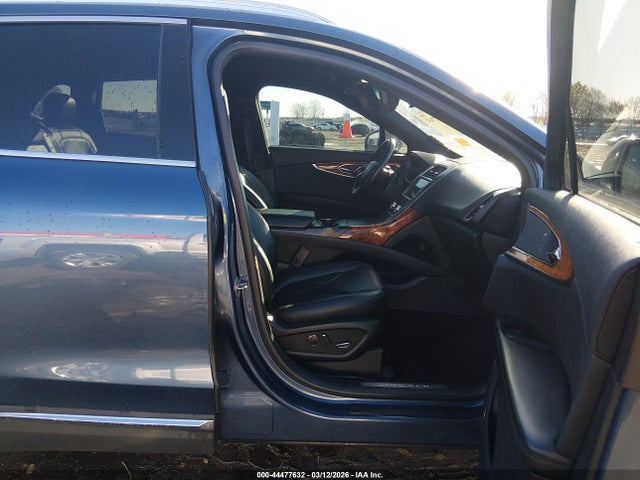 2019 LINCOLN NAUTILUS 2LMPJ6K91KBL53147 Photo 4
