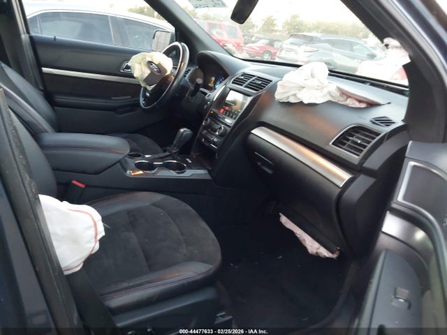 1FM5K7D89JGC06303 Ford EXPLORER XLT
