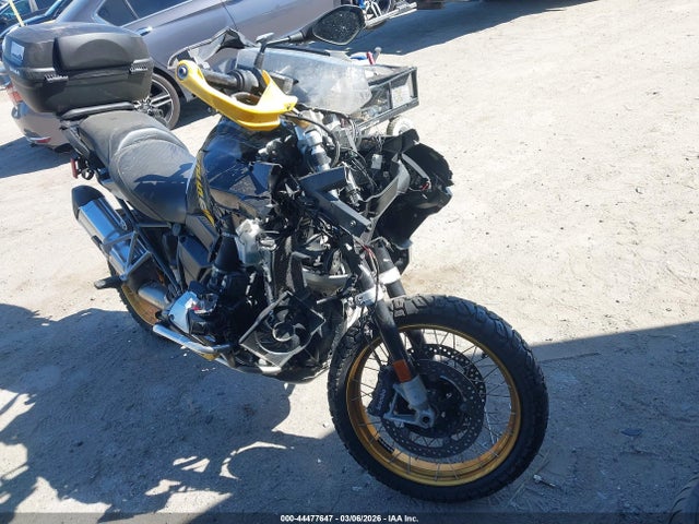 2022 BMW R 1250 WB10M0308N6F03196