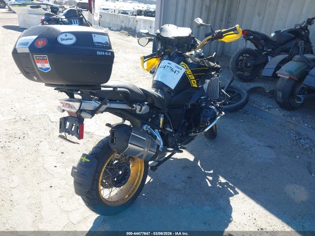 2022 BMW R 1250 WB10M0308N6F03196 Photo 3